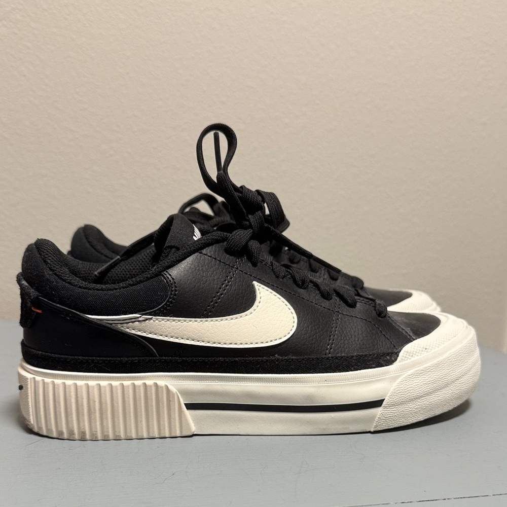 ‼️FINAL SALE‼️Nike court legacy lift black/white